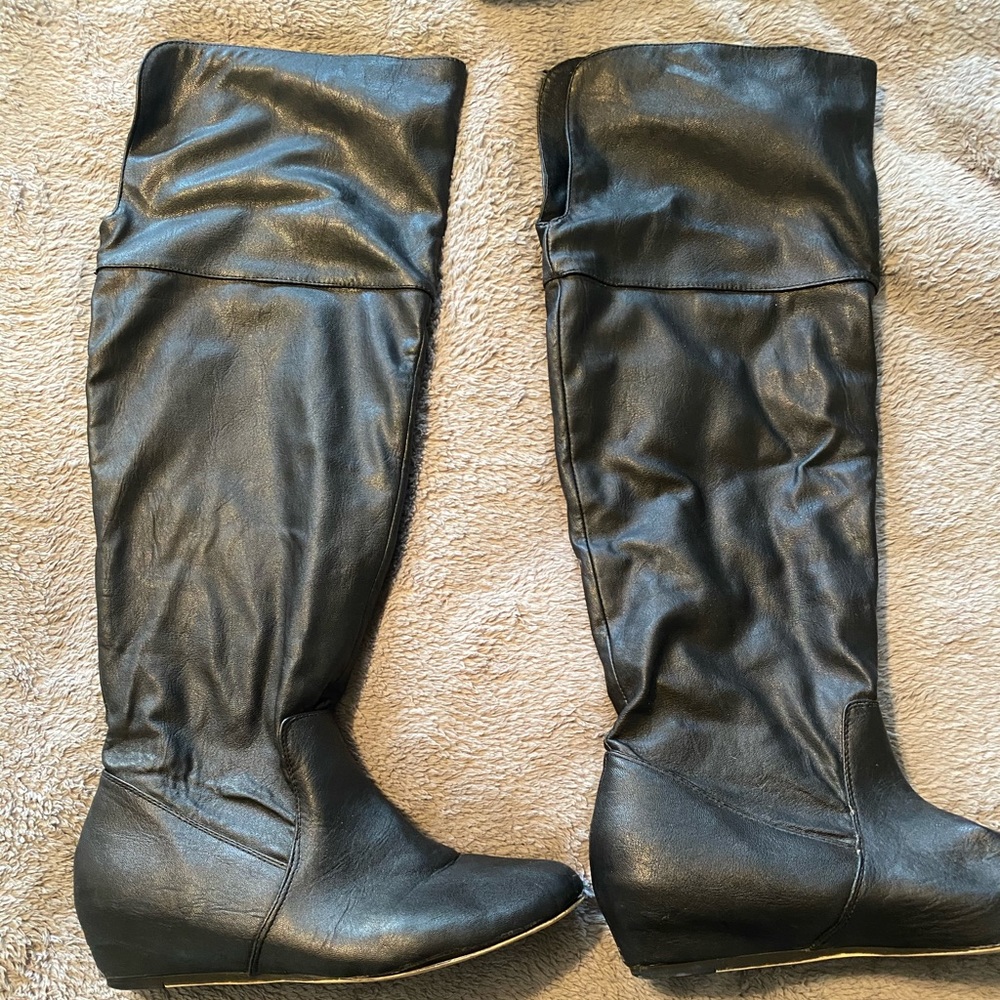 ALDO black fold over boots